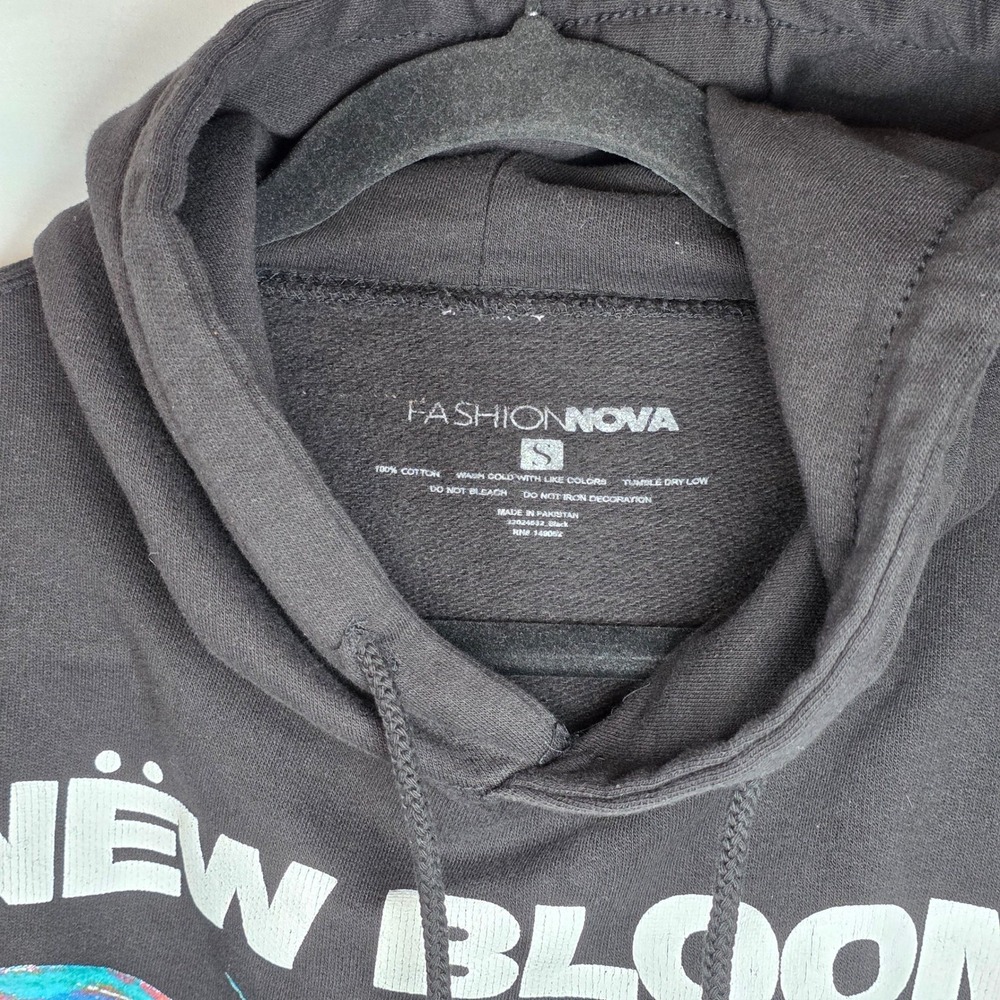 Fashion Nova New Bloom Butterfly Hoodie Black Women's S Graphic Pullover - Picture 3 of 5